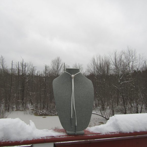 Wedding Style Bolo White Braided Faux Leather Cord Large Faux pearl and gems - Picture 4 of 5